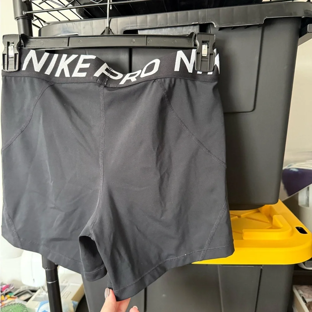 Nike Dri-FIT Spandex Shorts - Picture 4 of 7